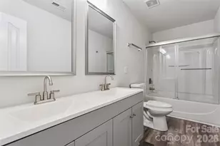 7305 Larwill Ln, Charlotte, NC 28216 - Photo 33