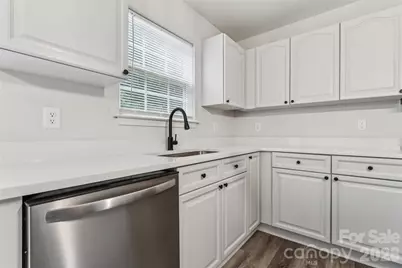7305 Larwill Lane, Charlotte, NC 28216 - Photo 19