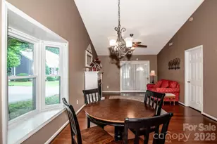 806 Prince Albert Ct, Statesville, NC 28677 - Photo 13