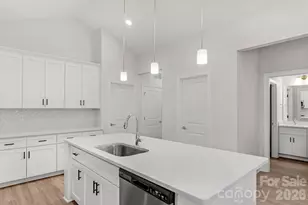 1107 Burke St, Monroe, NC 28110 - Photo 17