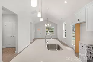 1107 Burke St, Monroe, NC 28110 - Photo 15