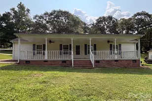 529 Timberlane Dr, Mount Holly, NC 28120 - Photo 1