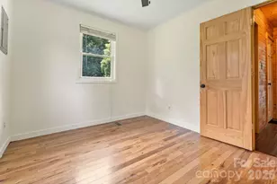 232 New Hope Way, Marion, NC 28752 - Photo 15