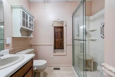 719 W Zion Church Road, Shelby, NC 28150 - Photo 9
