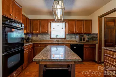 719 W Zion Church Road, Shelby, NC 28150 - Photo 17