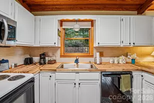 673 Chestnut Ln, Mars Hill, NC 28754 - Photo 23