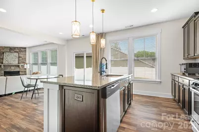 10008 Michael Crossing Drive, Charlotte, NC 28213 - Photo 25