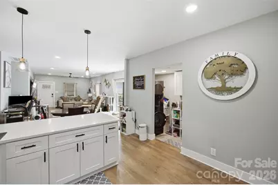112 Pine Street, Shelby, NC 28152 - Photo 5