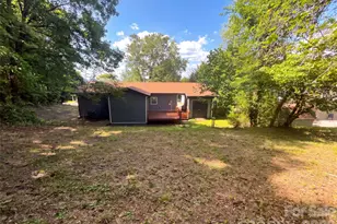 915 Kenham Pl, Lenoir, NC 28645 - Photo 5