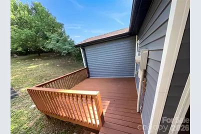 915 Kenham Place, Lenoir, NC 28645 - Photo 17