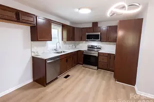 915 Kenham Pl, Lenoir, NC 28645 - Photo 15