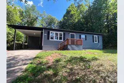 915 Kenham Place, Lenoir, NC 28645 - Photo 1