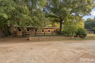 350 Vick Russell Ln, Columbus, NC 28722 - Photo 1