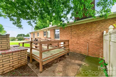 165 34th Street NW, Hickory, NC 28601 - Photo 9