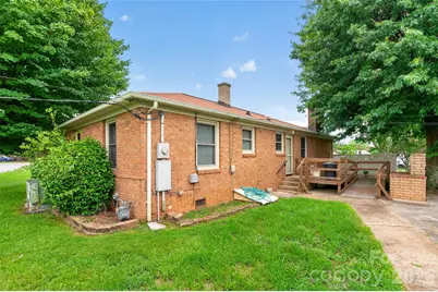 165 34th Street NW, Hickory, NC 28601 - Photo 7