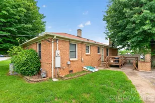 165 34th St NW, Hickory, NC 28601 - Photo 7
