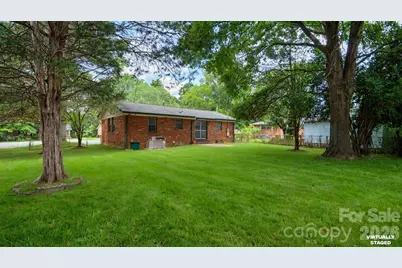 634 Kentbrook Drive, Charlotte, NC 28213 - Photo 33
