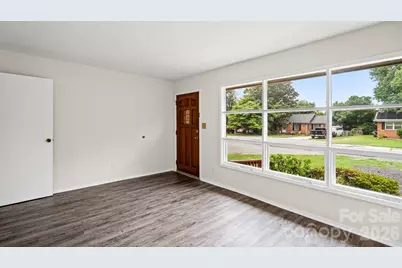 634 Kentbrook Drive, Charlotte, NC 28213 - Photo 7