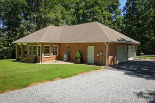 5572 Hayes Waters Rd, Morganton, NC 28655 - Photo 31