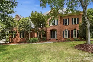 10427 Hadleigh Pl, Charlotte, NC 28210 - Photo 1