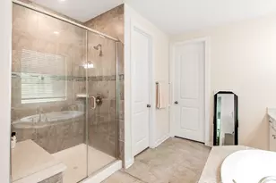 8022 Cornhill Ave, Charlotte, NC 28277 - Photo 19