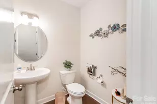 8022 Cornhill Ave, Charlotte, NC 28277 - Photo 15