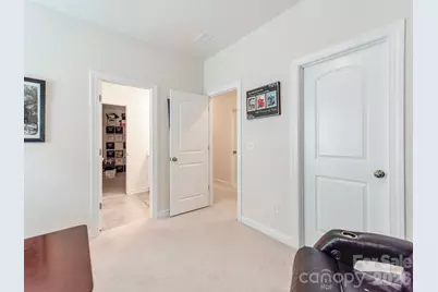 8022 Cornhill Avenue, Charlotte, NC 28277 - Photo 27