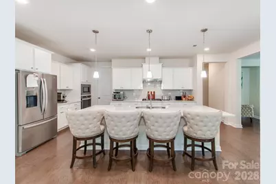 8022 Cornhill Avenue, Charlotte, NC 28277 - Photo 5
