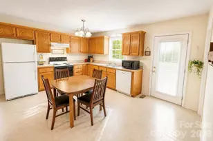 5189 Canary Ct, Granite Falls, NC 28630 - Photo 7