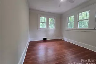 305 W 12th St, Kannapolis, NC 28081 - Photo 17