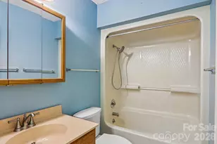 40 Sagebrush Cir, Etowah, NC 28729 - Photo 21