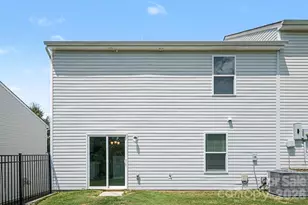 3915 Rosfield Dr, Charlotte, NC 28214 - Photo 17