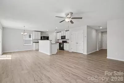 3915 Rosfield Drive, Charlotte, NC 28214 - Photo 5