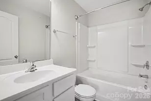 3915 Rosfield Dr, Charlotte, NC 28214 - Photo 15