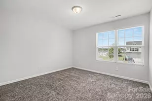 3915 Rosfield Dr, Charlotte, NC 28214 - Photo 11