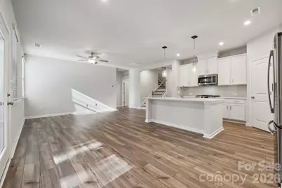 3021 Shaver Ridge Lane, Charlotte, NC 28215 - Photo 11