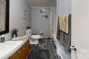4634 Asbury Church Rd, Lincolnton, NC 28092 - Photo 9
