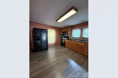 1547 N Piedmont Avenue, Kings Mountain, NC 28086 - Photo 5