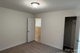 4820 Lynn Lee Cir, Charlotte, NC 28269 - Photo 13