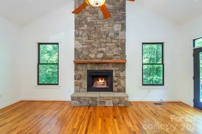 416 Ivy Road, Black Mountain, NC 28711 - Photo 9