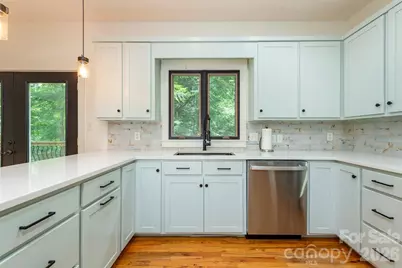 416 Ivy Road, Black Mountain, NC 28711 - Photo 17