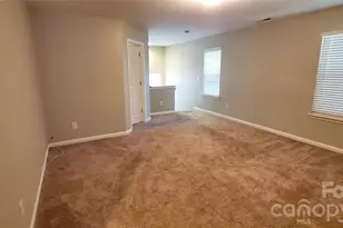 1619 Doverhill Pl Pl, Charlotte, NC 28262 - Photo 9
