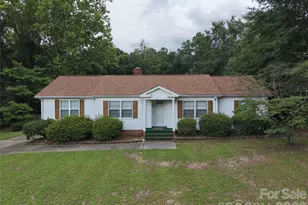 227 W Main St, Morven, NC 28119 - Photo 1