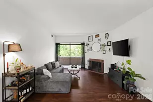 224 N Poplar St, Charlotte, NC 28202 - Photo 7
