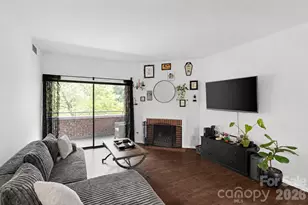 224 N Poplar St, Charlotte, NC 28202 - Photo 9
