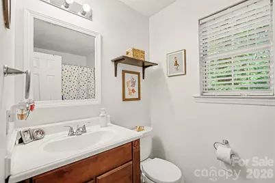 4228 Huntmeadow Drive, Charlotte, NC 28269 - Photo 25