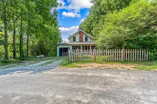 40 Sycamore Cir, Hendersonville, NC 28791 - Photo 15