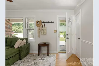 525 Carson Drive, Hendersonville, NC 28791 - Photo 7