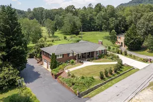 525 Carson Dr, Hendersonville, NC 28791 - Photo 37