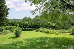 525 Carson Dr, Hendersonville, NC 28791 - Photo 29
